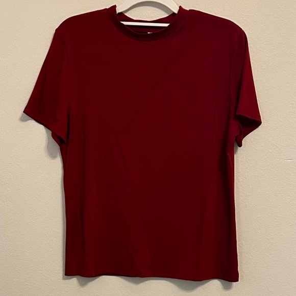 Women’s Burgundy Top, NEVER WORN, Size Small - Picture 1 of 8